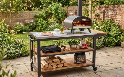 8 Best outdoor pizza oven table solutions for ideal outdoor feasts